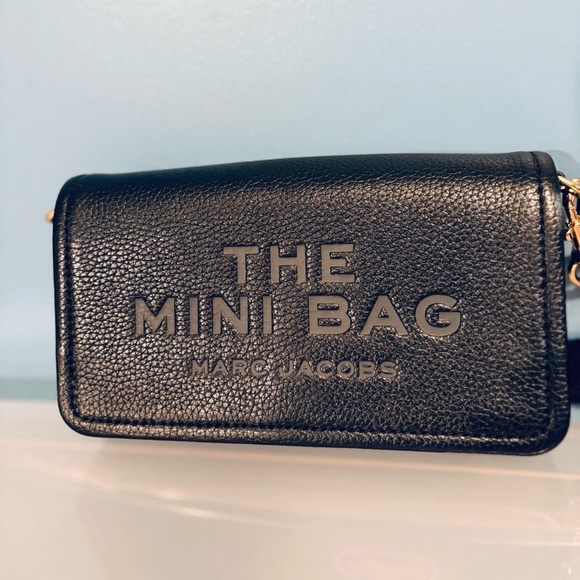 Marc Jacobs Black Leather Mini Bag in PRISTINE Condition - Picture 6 of 10